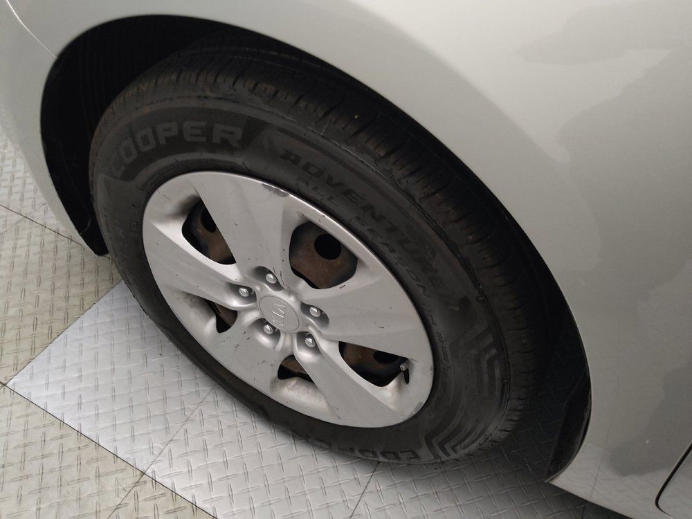 Used 2018 Kia Forte LX FWD image 31