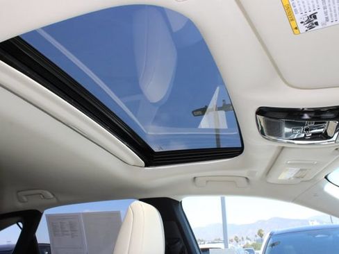 Certified 2024 Lexus RX 350 FWD w/ Technology Package image 6