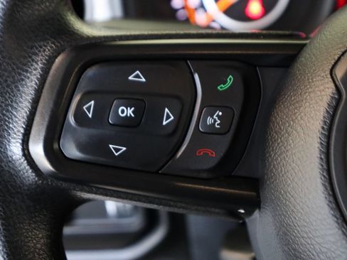 Used 2025 Jeep Gladiator Sport AWD/4WD image 22