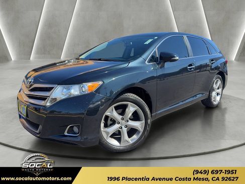 Used 2015 Toyota Venza XLE w/ XLE Premium Package FWD image 1
