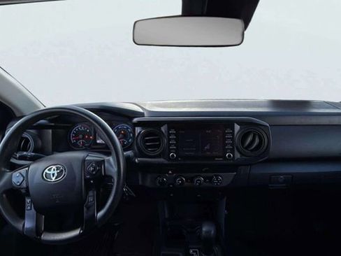 Used 2022 Toyota Tacoma SR image 8