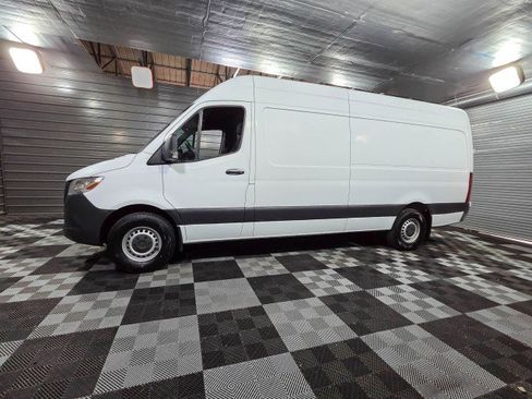 Used 2019 Mercedes-Benz Sprinter 170 image 8