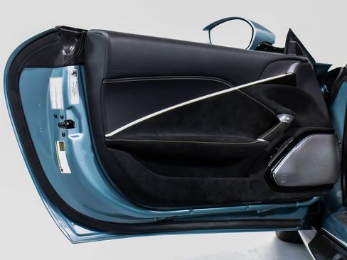 Certified 2024 Ferrari Roma Spider RWD image 34