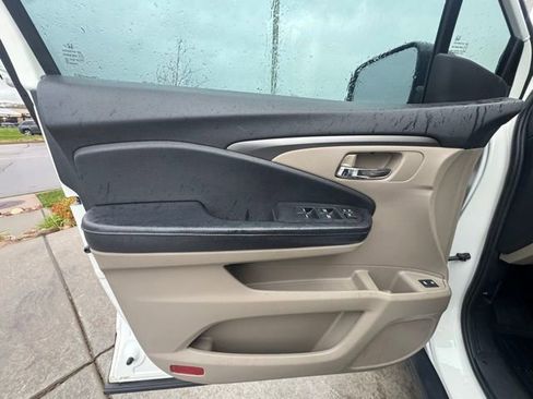 Used 2018 Honda Pilot EX-L image 17