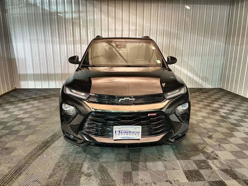 Used 2023 Chevrolet TrailBlazer RS w/ Technology Package image 3