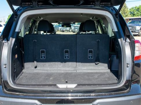 Used 2023 Subaru Ascent Limited image 9