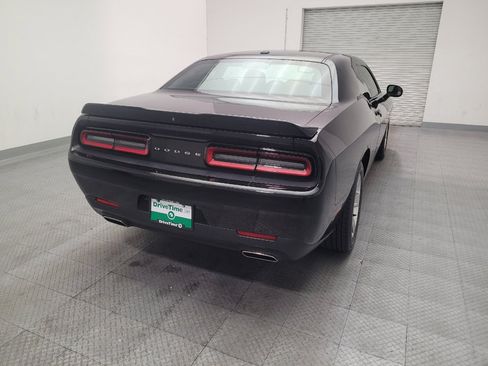 Used 2020 Dodge Challenger SXT RWD image 7