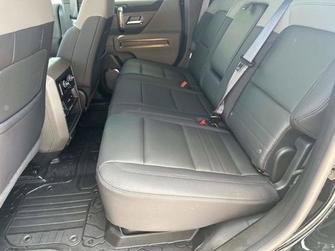 Used 2025 GMC Hummer EV 2X image 13