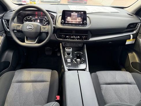 New 2026 Nissan Rogue SV image 8