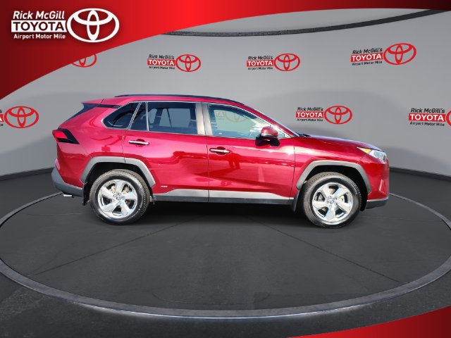 Used 2020 Toyota RAV4 Limited AWD/4WD image 9