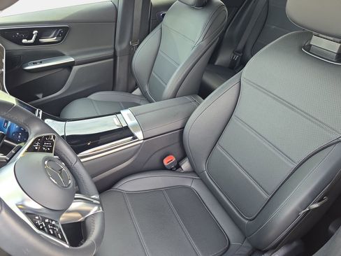 Certified 2025 Mercedes-Benz GLC 300 GLC 300 image 15