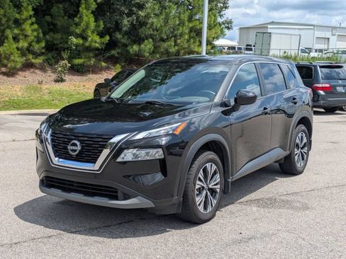 Used 2023 Nissan Rogue SV FWD image 7