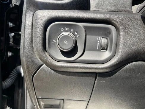 Used 2024 RAM 3500 Big Horn AWD/4WD image 14