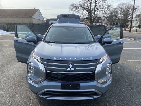 New 2026 Mitsubishi Outlander SE image 29
