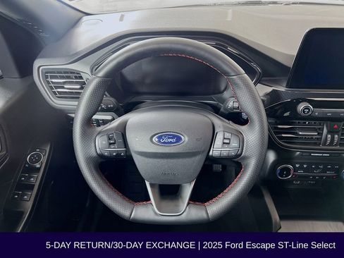 Used 2025 Ford Escape ST-Line Select image 14