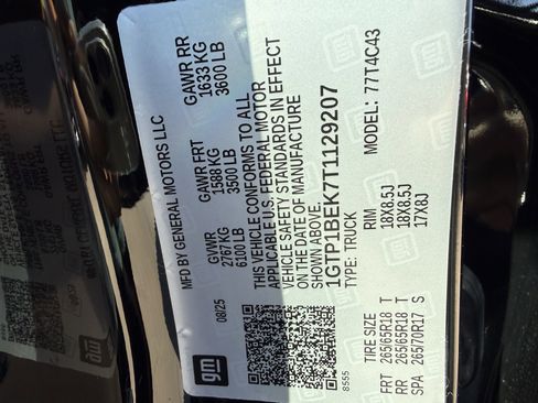 New 2026 GMC Canyon Elevation w/ Convenience Package image 18