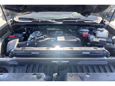 Used 2025 Chevrolet Silverado 3500 LTZ AWD/4WD image 12