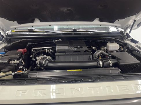 Used 2023 Nissan Frontier SV AWD/4WD image 24