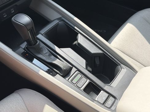 Used 2025 Honda Accord SE image 25