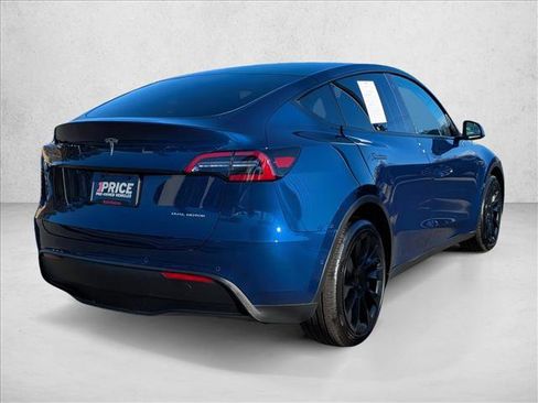 Used 2021 Tesla Model Y Long Range image 6