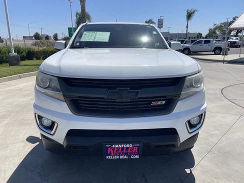 Used 2017 Chevrolet Colorado Z71 AWD/4WD image 3
