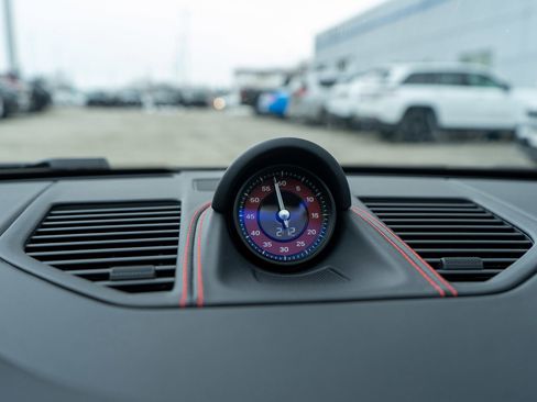 Used 2025 Porsche 911 Targa 4 GTS image 20