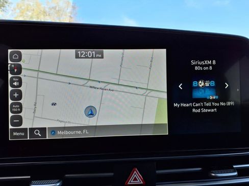 New 2025 Hyundai Elantra SEL image 22