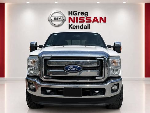 Used 2015 Ford F250 Lariat w/ Chrome Package AWD/4WD image 5