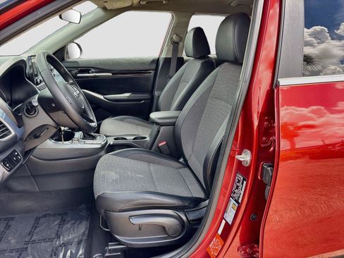 Used 2021 Kia Seltos S FWD image 19