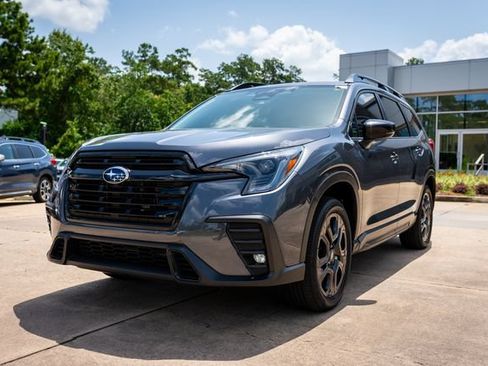 Certified 2025 Subaru Ascent Onyx Edition AWD/4WD image 11