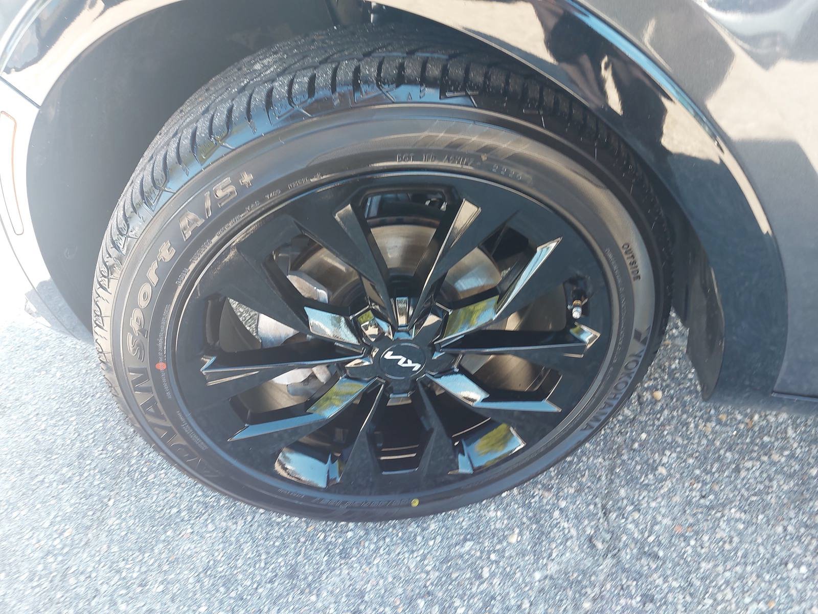 Used 2023 Kia Sorento SX FWD image 34