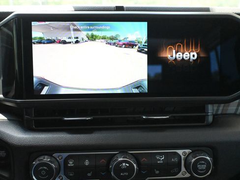 New 2026 Jeep Gladiator Mojave AWD/4WD image 13
