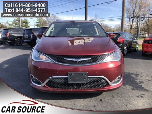 Used 2018 Chrysler Pacifica Touring-L Plus w/ Advanced Safetytec Group image 2