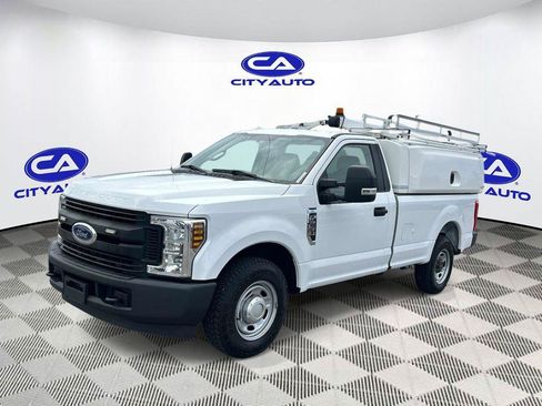 Used 2019 Ford F250 XL w/ Power Equipment Group RWD image 14