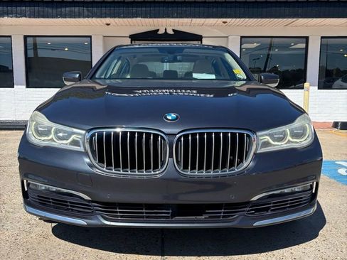 Used 2016 BMW 750i xDrive image 2
