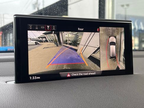 Used 2017 Audi Q7 3.0T Prestige image 49