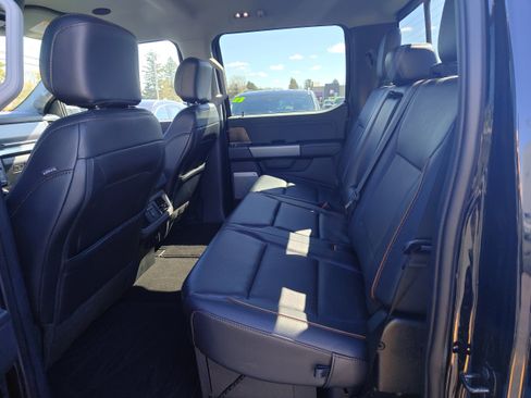 Used 2025 Ford F350 Lariat w/ Lariat Ultimate Package AWD/4WD image 25