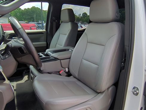 Certified 2022 GMC Sierra 1500 SLT w/ X31 Off-Road Package image 11