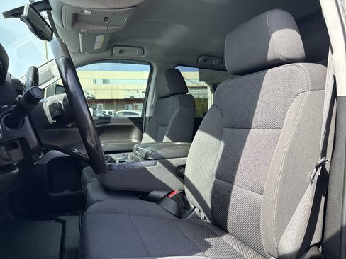 Used 2018 Chevrolet Silverado 3500 LT image 34