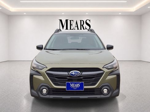 Used 2025 Subaru Outback Premium AWD/4WD image 8
