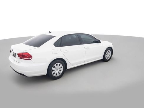 Used 2012 Volkswagen Passat 2.5 S image 5