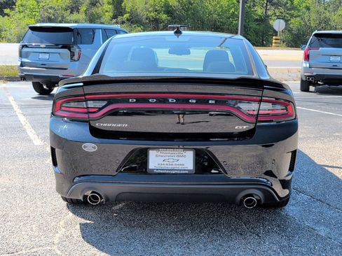 Used 2023 Dodge Charger GT image 4