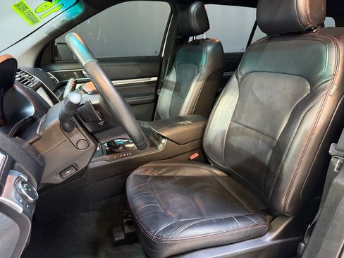 Used 2016 Ford Explorer Sport w/ Equipment Group 401A image 5