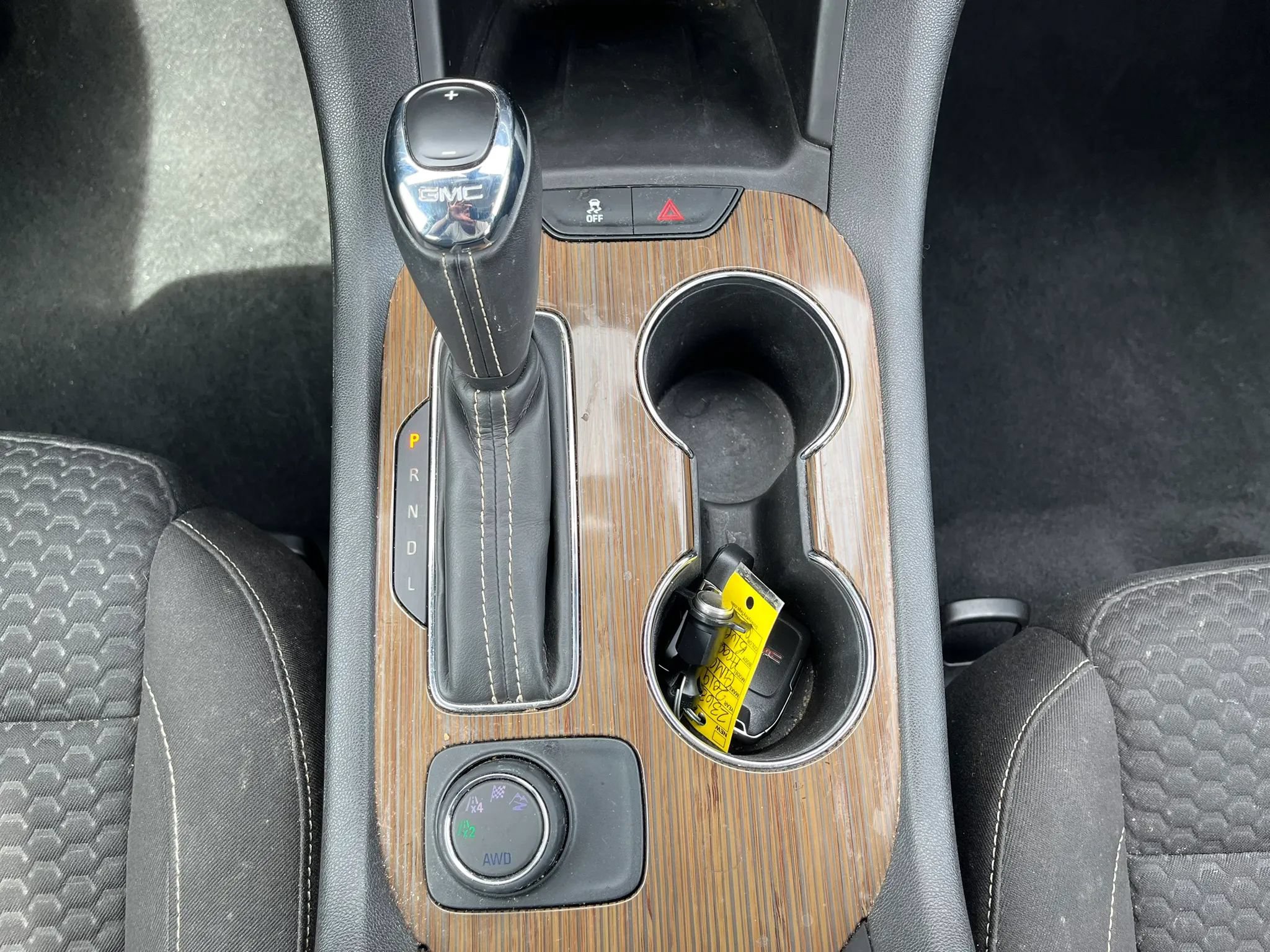 Used 2019 GMC Acadia SLE AWD/4WD image 41