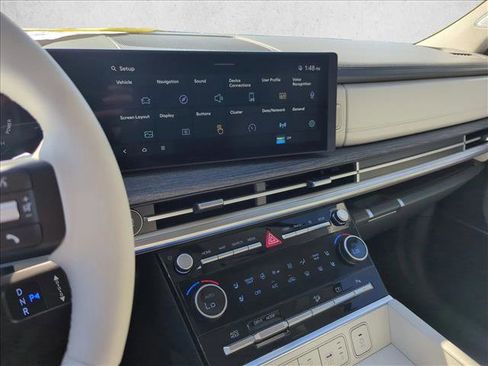 Certified 2025 Hyundai Santa Fe Limited image 16