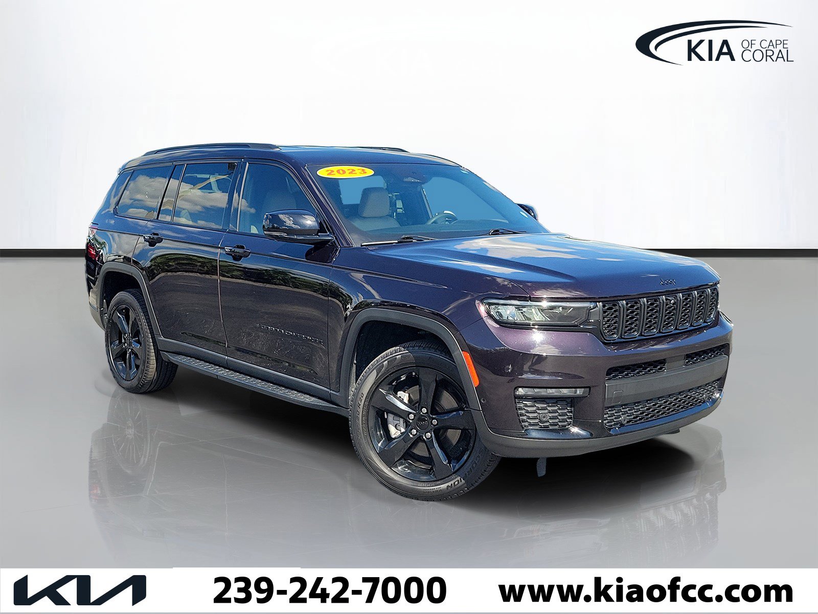 Used 2023 Jeep Grand Cherokee L Limited w/ Luxury Tech Group II AWD/4WD image 1