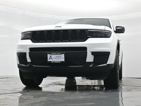 New 2025 Jeep Grand Cherokee L Laredo image 50