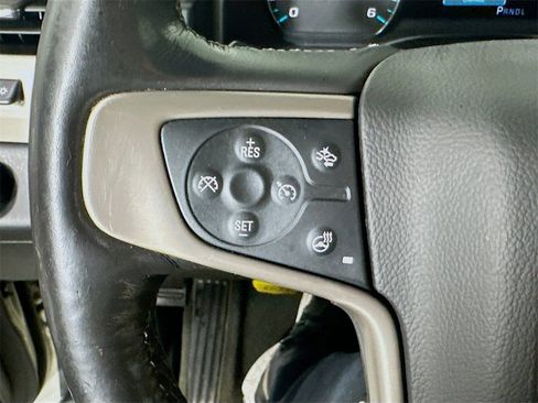 Used 2017 GMC Yukon XL Denali w/ Open Road Package image 26