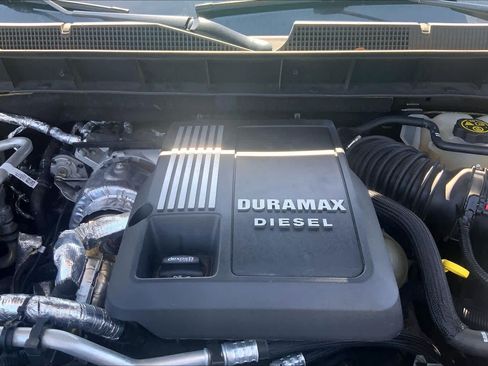 Used 2022 Chevrolet Silverado 1500 High Country w/ LPO, Dark Essentials Package AWD/4WD image 32