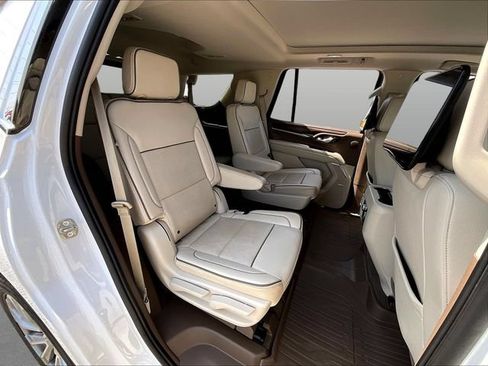 Used 2021 GMC Yukon Denali w/ Denali Premium Package RWD image 27